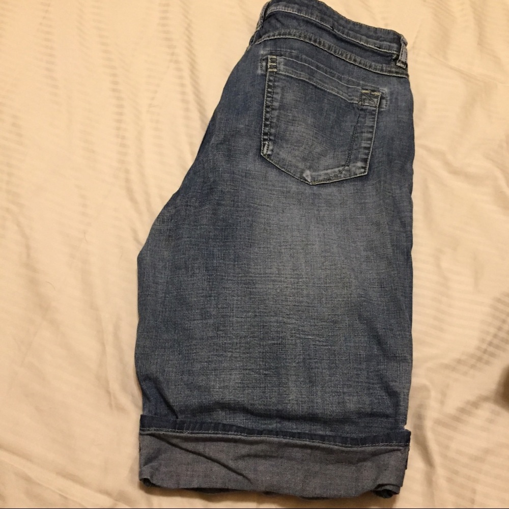 Short - Picture 3 of 5